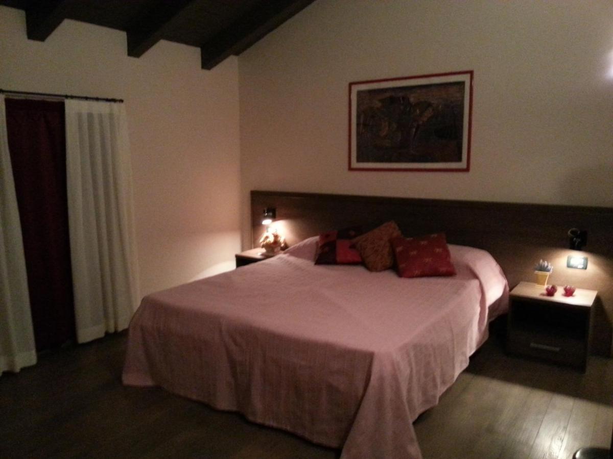 Hotel La Vecchia Reggio Ρέτζιο Εμίλια Δωμάτιο φωτογραφία