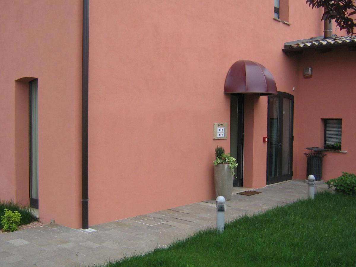 Hotel La Vecchia Reggio Ρέτζιο Εμίλια Εξωτερικό φωτογραφία