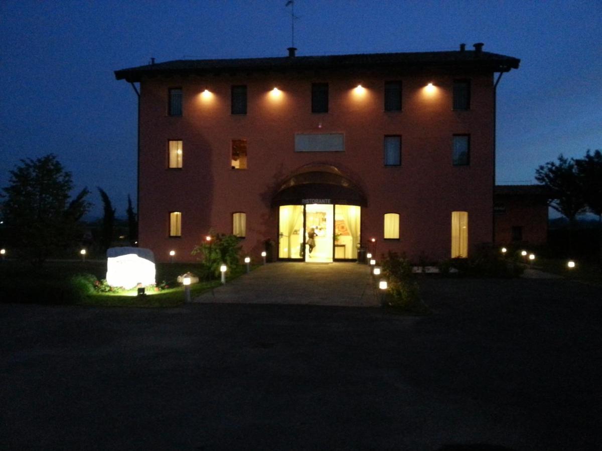 Hotel La Vecchia Reggio Ρέτζιο Εμίλια Εξωτερικό φωτογραφία