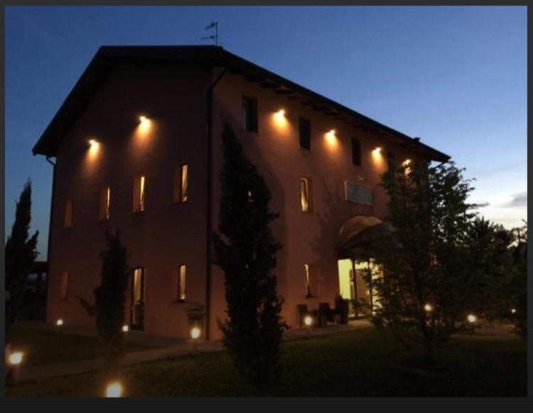 Hotel La Vecchia Reggio Ρέτζιο Εμίλια Εξωτερικό φωτογραφία