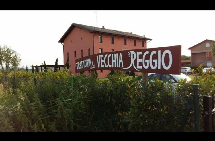 Hotel La Vecchia Reggio Ρέτζιο Εμίλια Εξωτερικό φωτογραφία