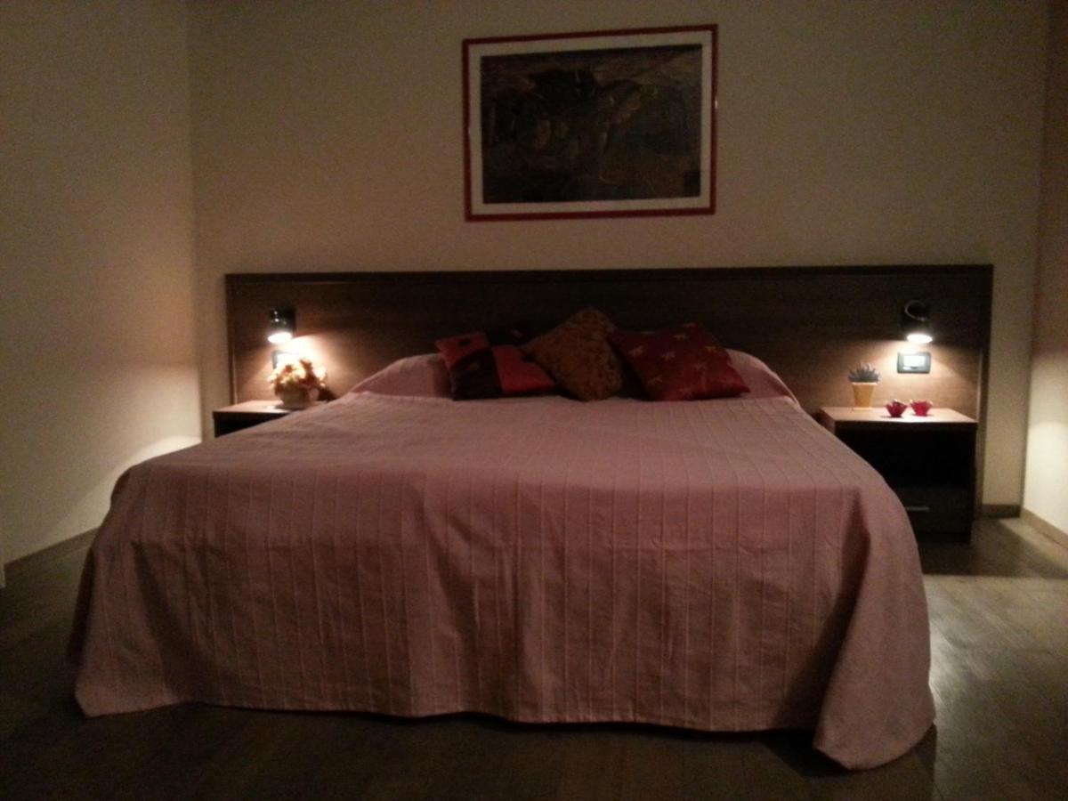 Hotel La Vecchia Reggio Ρέτζιο Εμίλια Δωμάτιο φωτογραφία