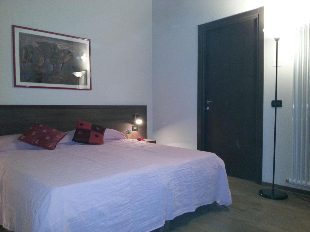 Hotel La Vecchia Reggio Ρέτζιο Εμίλια Εξωτερικό φωτογραφία